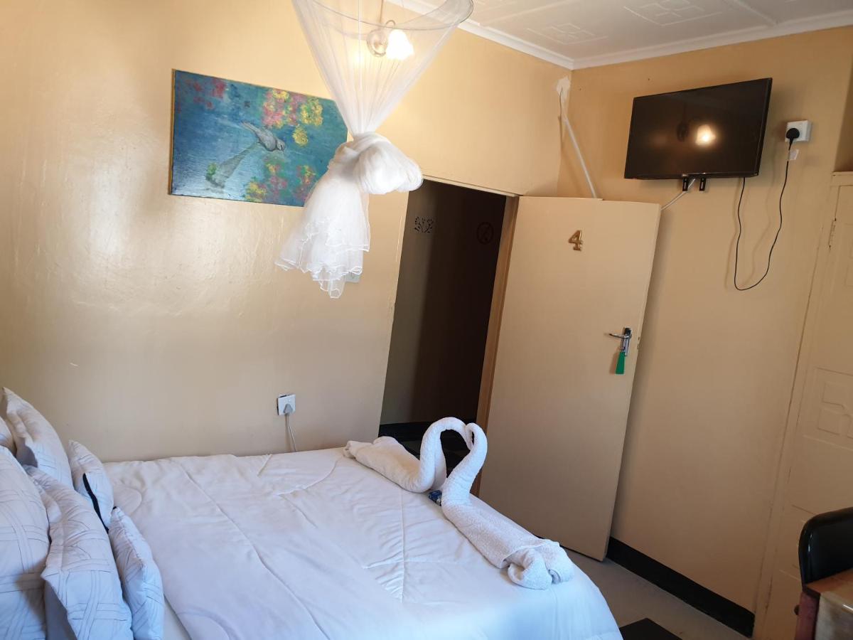 The Oasis Evergreen Lodge Choma 외부 사진