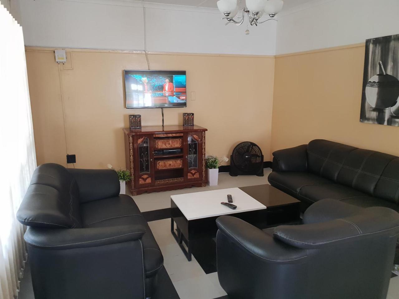 The Oasis Evergreen Lodge Choma 외부 사진
