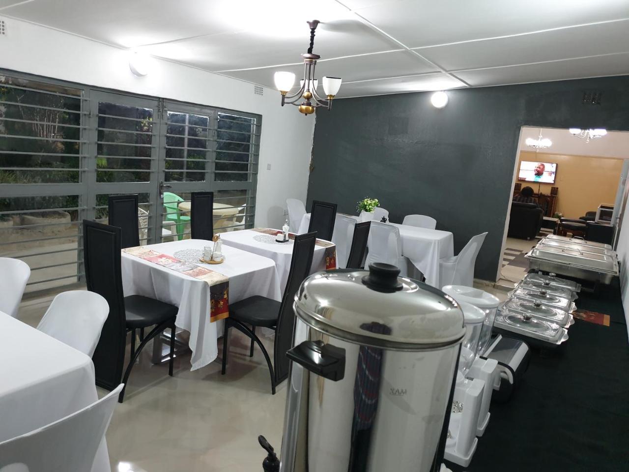 The Oasis Evergreen Lodge Choma 외부 사진