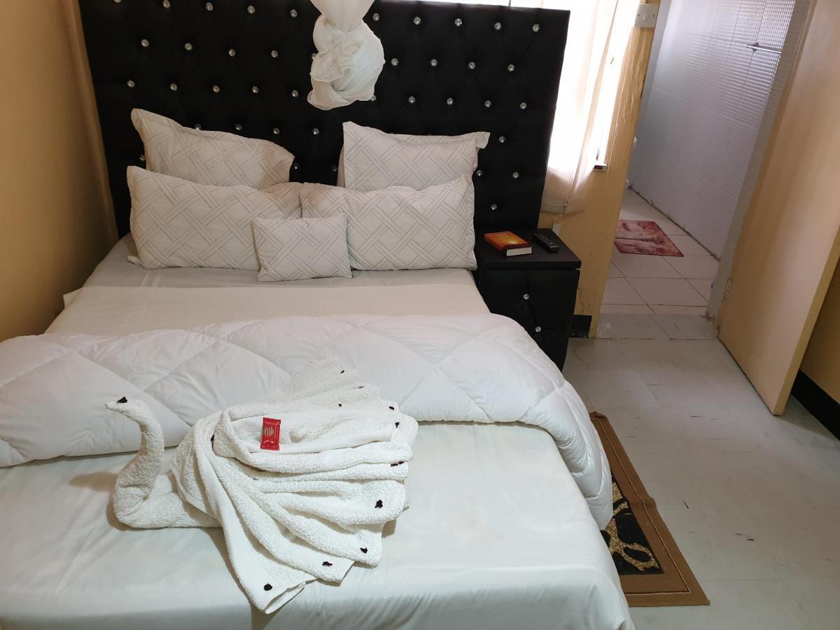 The Oasis Evergreen Lodge Choma 외부 사진