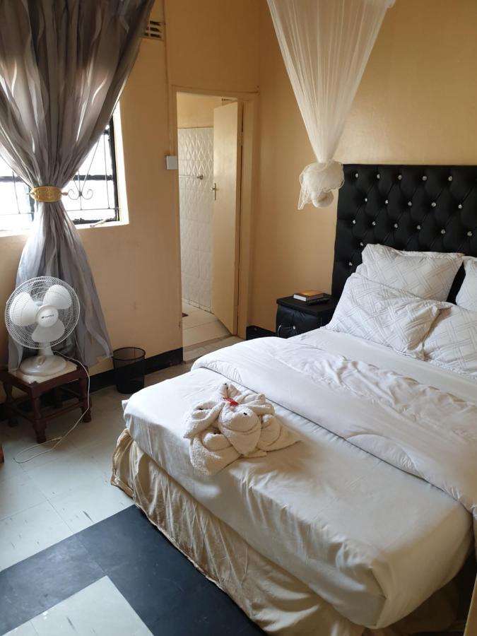 The Oasis Evergreen Lodge Choma 외부 사진